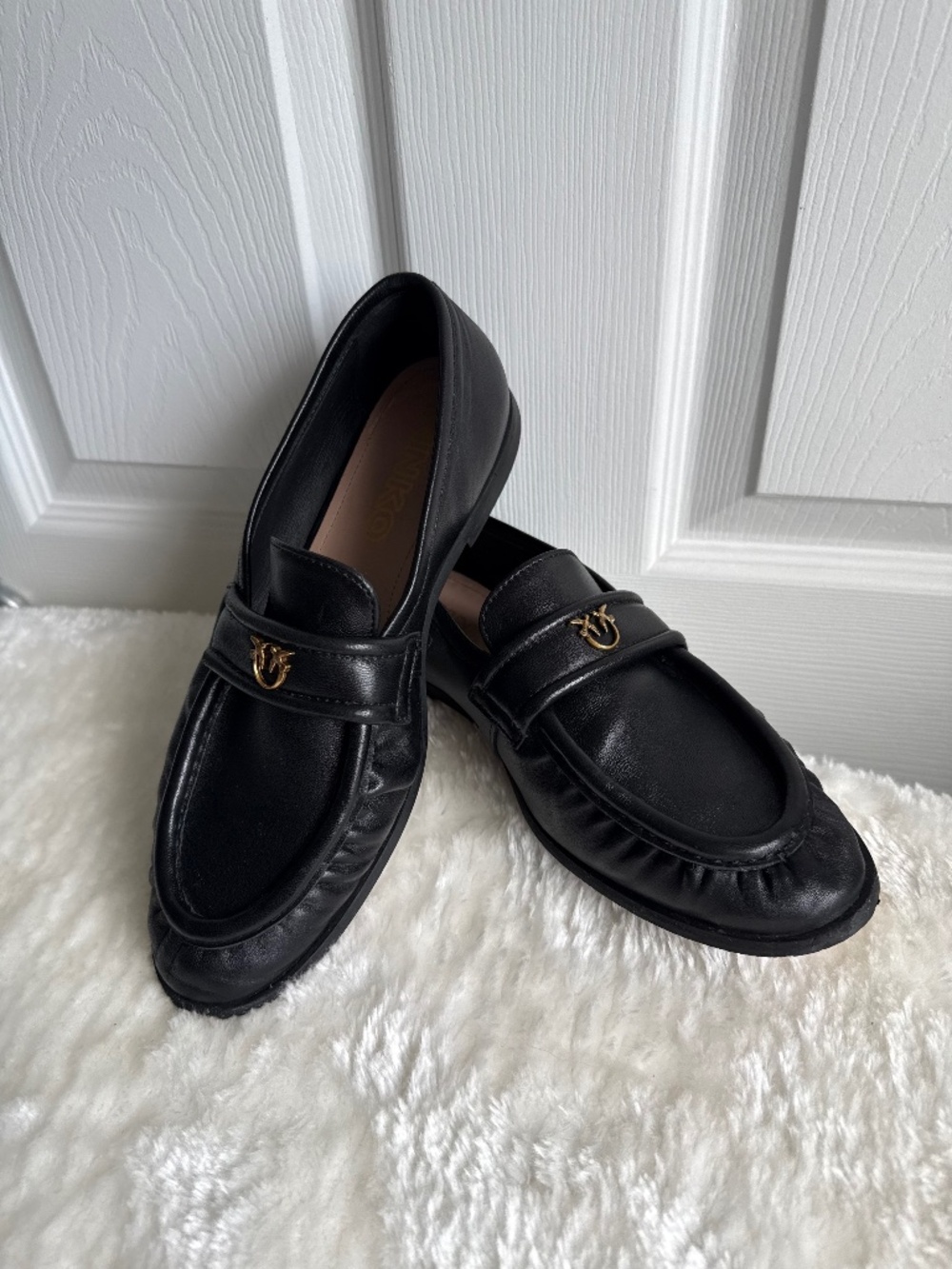 PINKO Naty Black Leather Loafers Gold Love Birds Logo Size 7,5/8